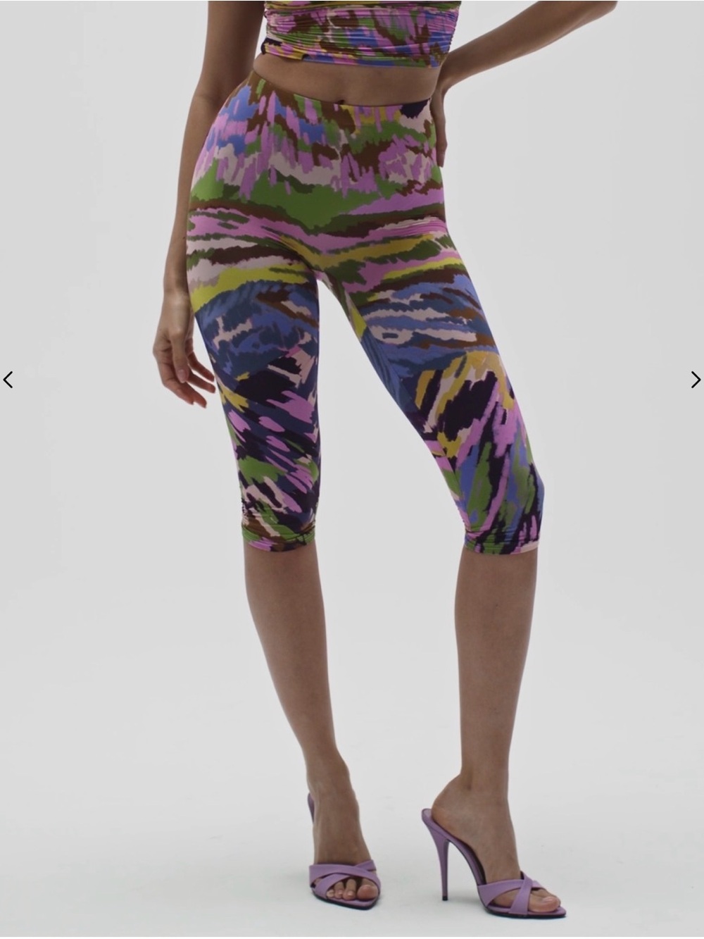 NAKED PRINT CAPRI LEGGING - Picture 3 of 6